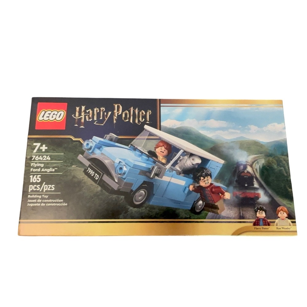 LEGO Harry Potter Flying Ford Anglia 76424 Building Toy Set with Minifigures